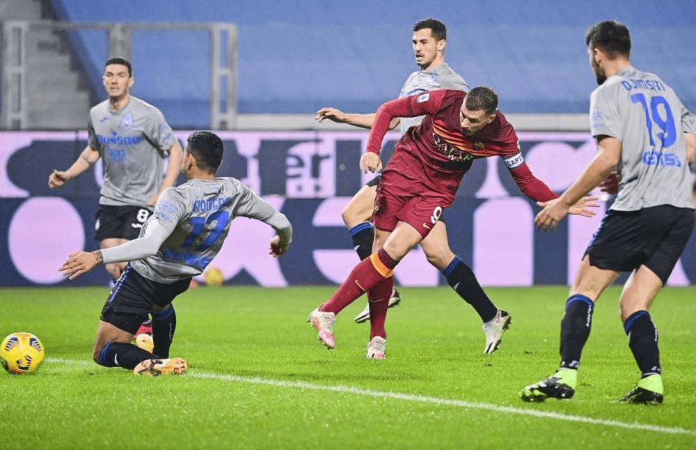 IM电竞APP-尤文图斯在主场大胜，强势领跑积分榜(尤文图斯球赛)